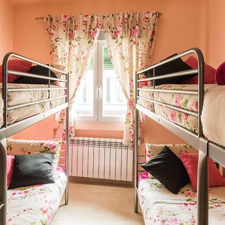 Apartamentos Madrid Xxxiii - Alojamiento De Temporada Pokoj fotografie