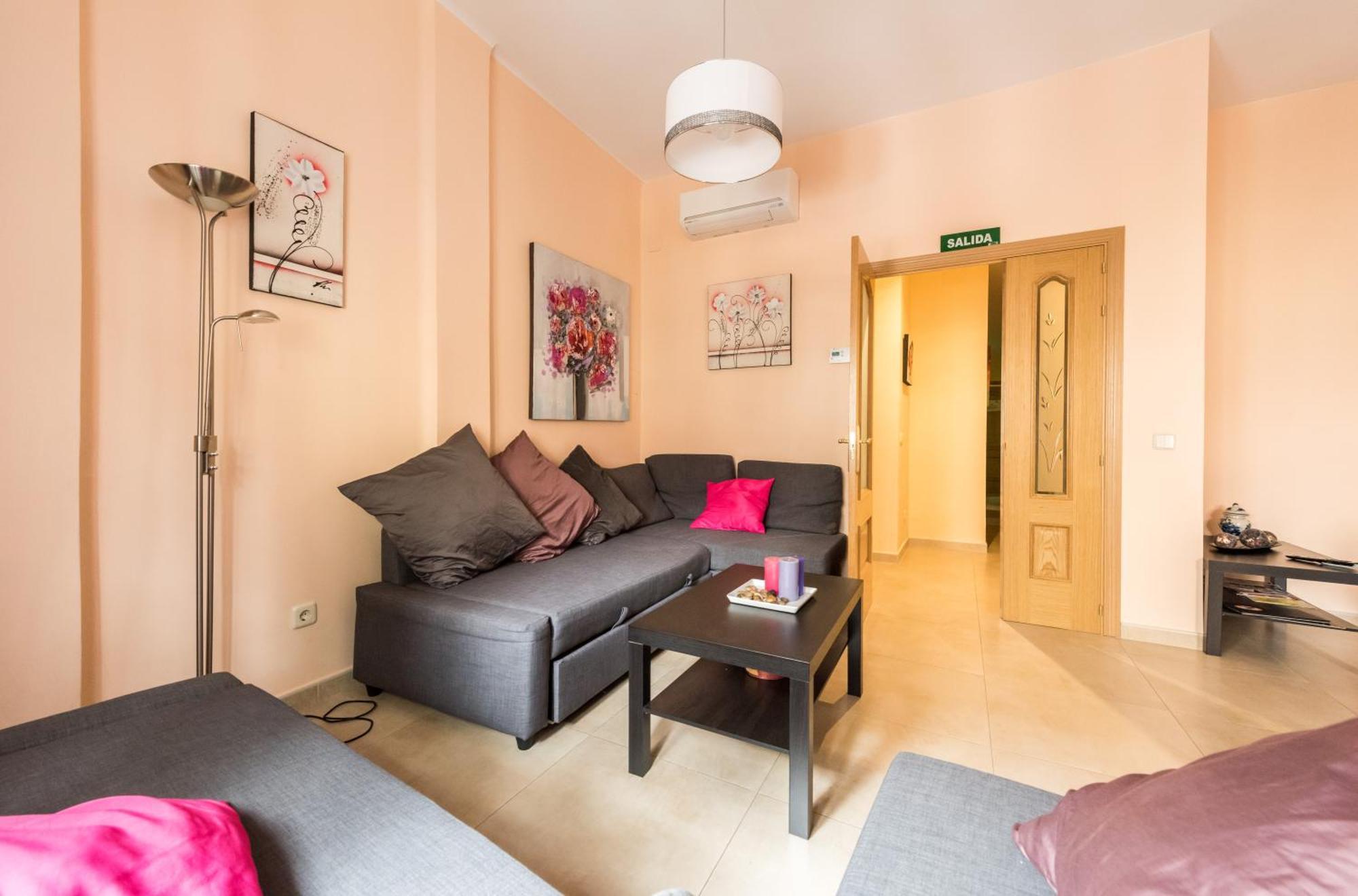 Apartamentos Madrid Xxxiii - Alojamiento De Temporada Pokoj fotografie
