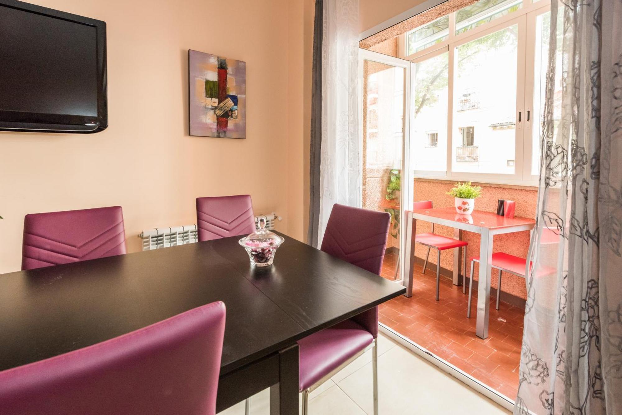 Apartamentos Madrid Xxxiii - Alojamiento De Temporada Pokoj fotografie
