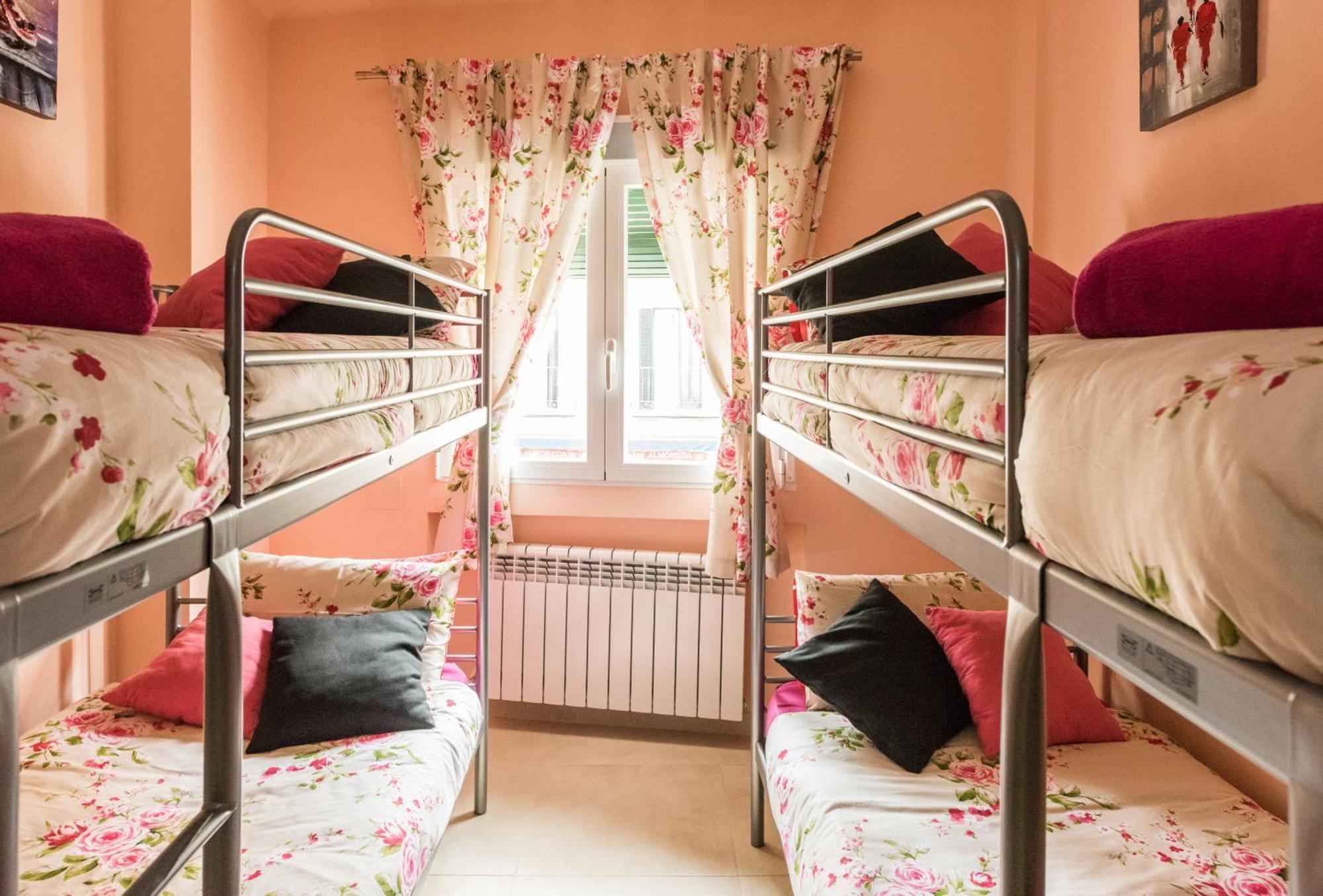 Apartamentos Madrid Xxxiii - Alojamiento De Temporada Pokoj fotografie