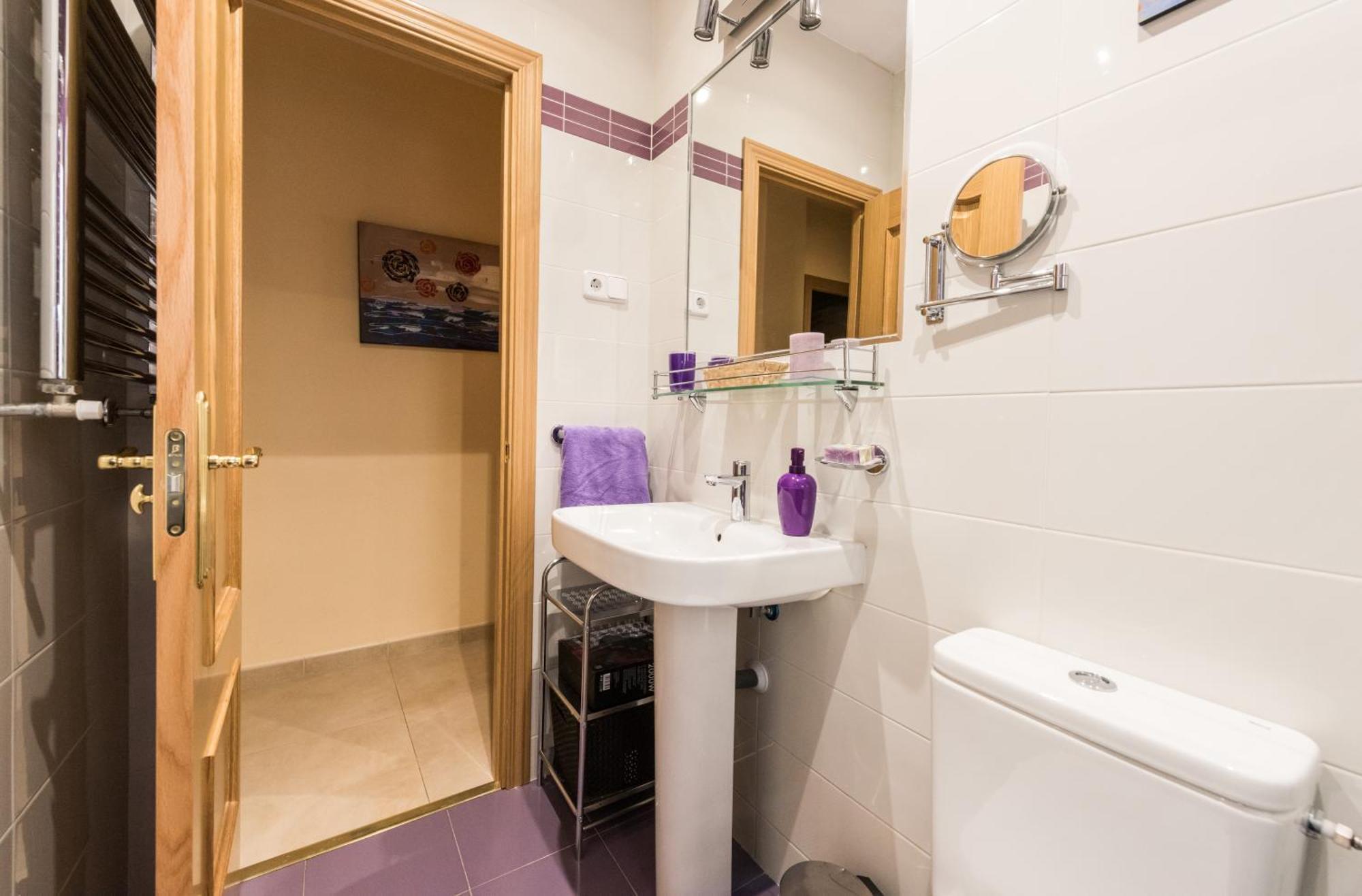 Apartamentos Madrid Xxxiii - Alojamiento De Temporada Pokoj fotografie