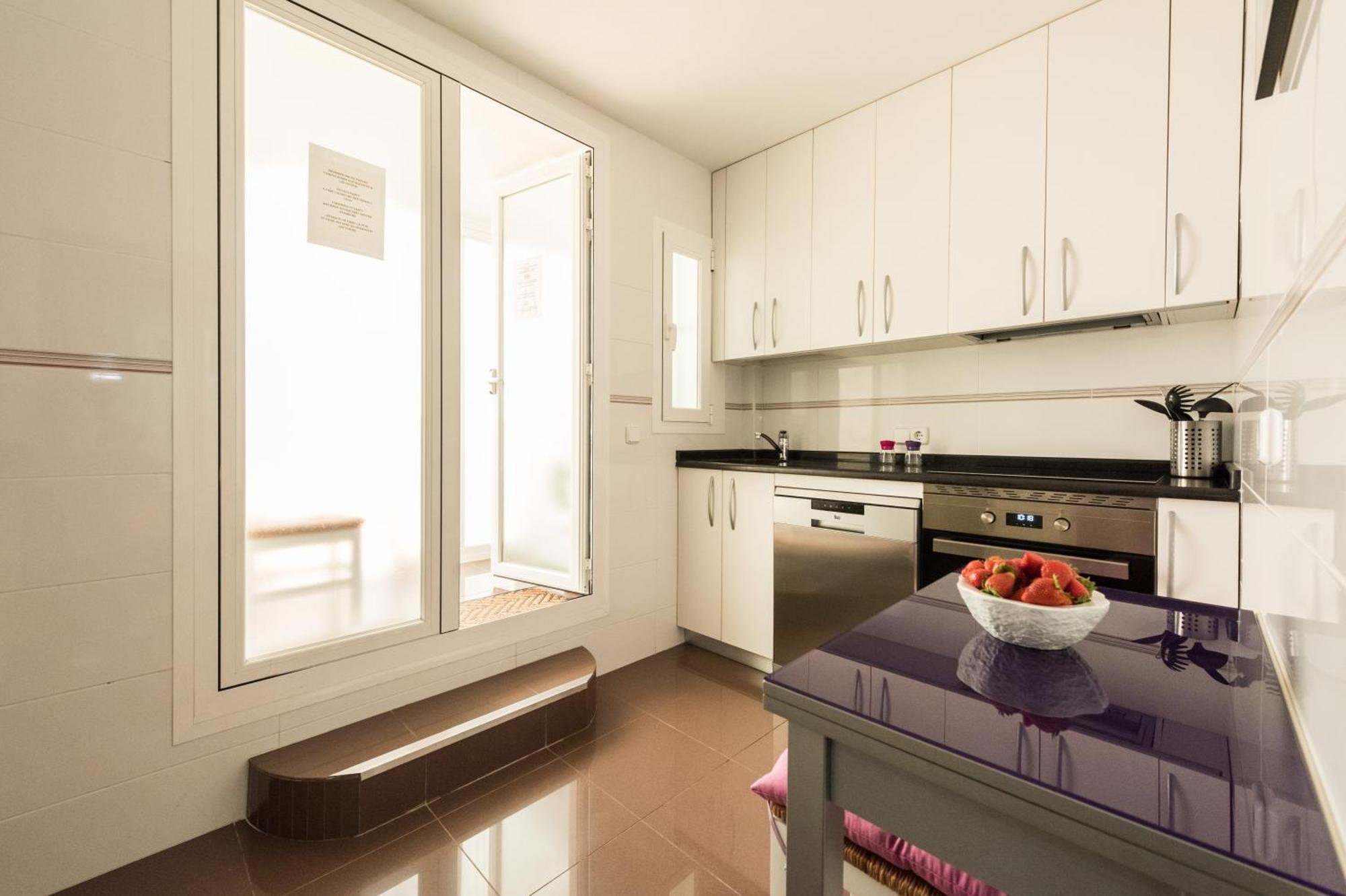 Apartamentos Madrid Xxxiii - Alojamiento De Temporada Pokoj fotografie
