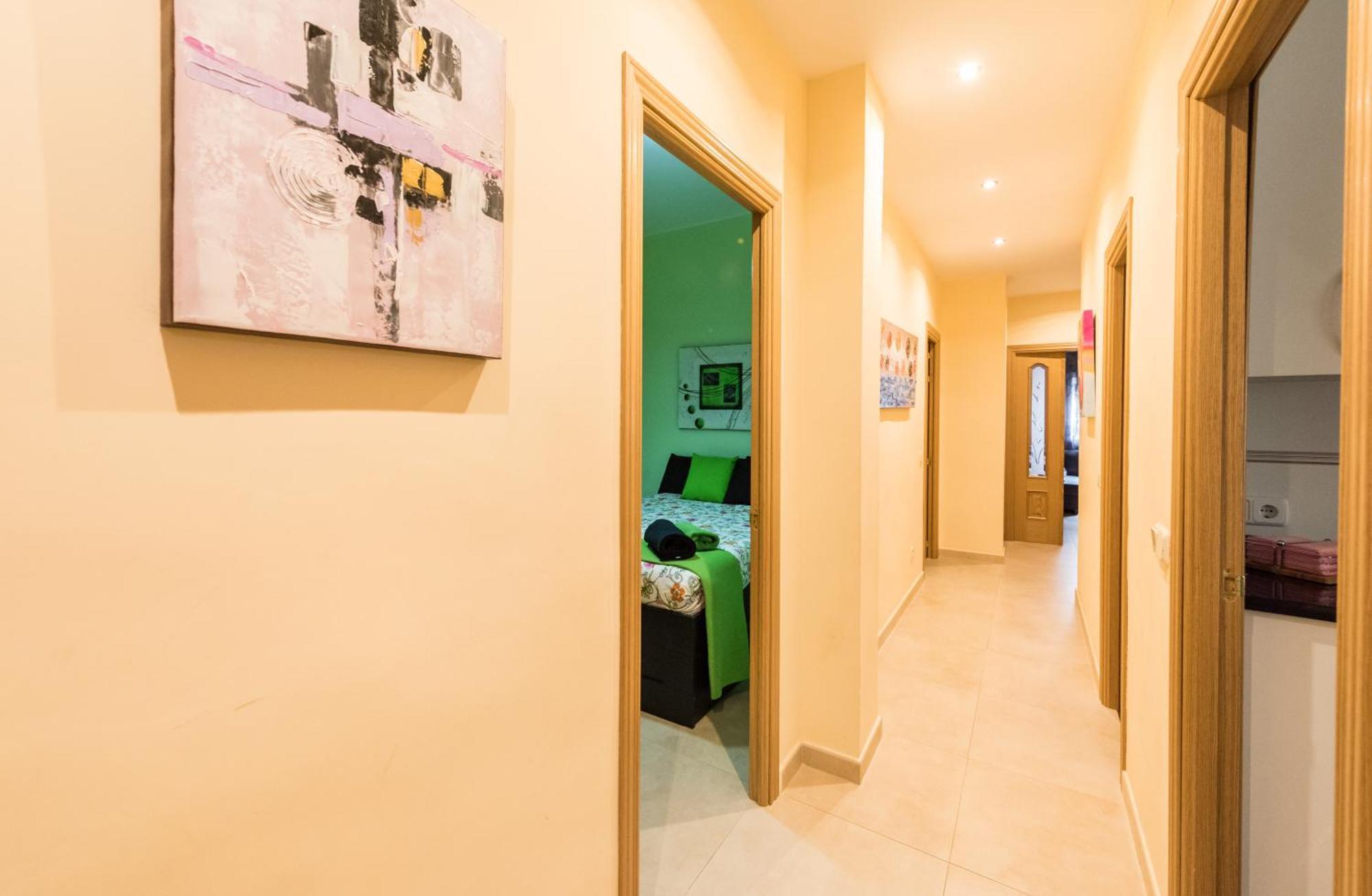 Apartamentos Madrid Xxxiii - Alojamiento De Temporada Pokoj fotografie