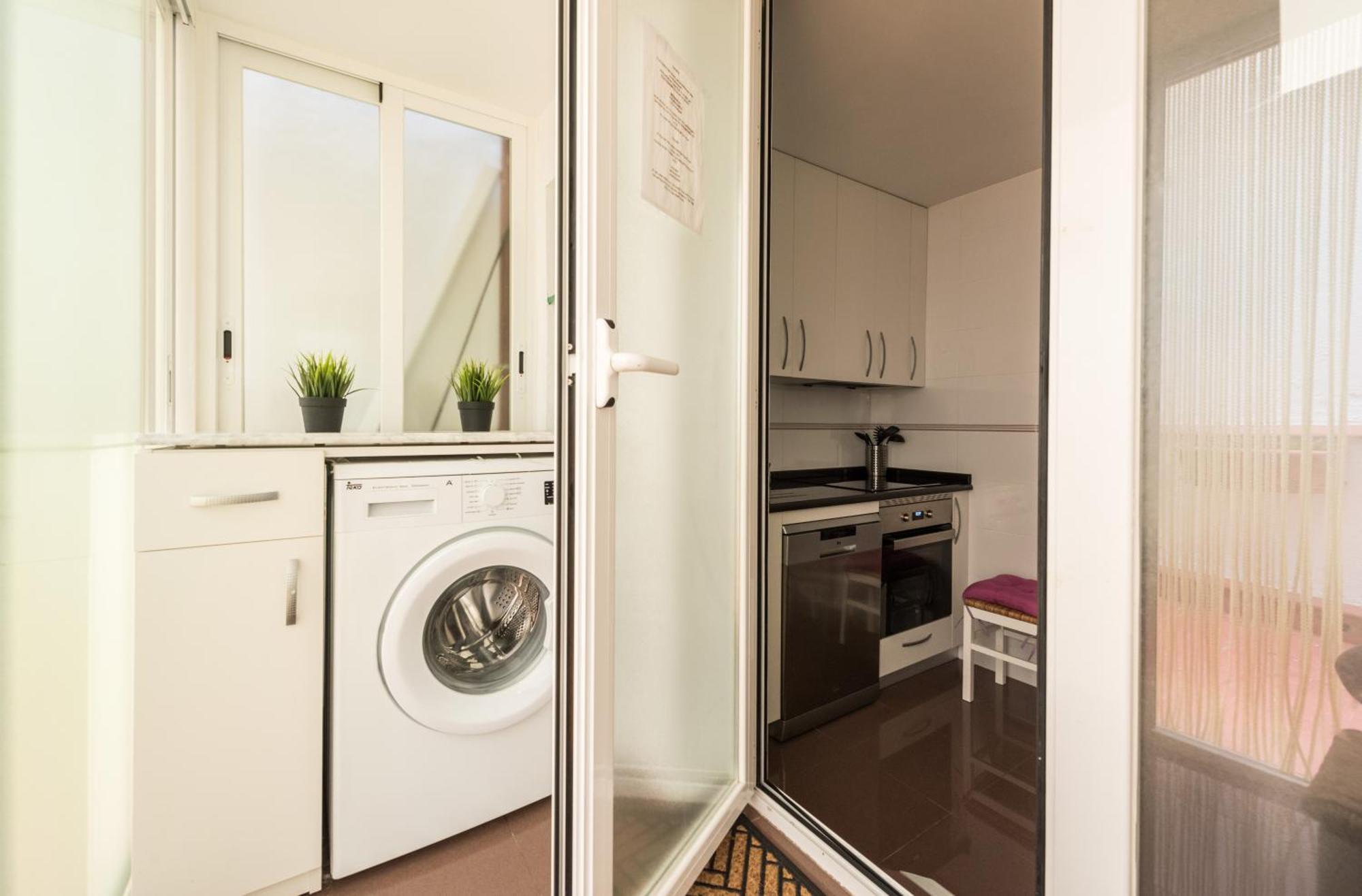 Apartamentos Madrid Xxxiii - Alojamiento De Temporada Pokoj fotografie