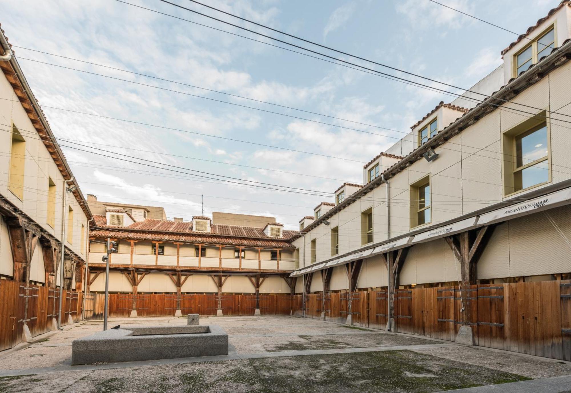 Apartamentos Madrid Xxxiii - Alojamiento De Temporada Pokoj fotografie