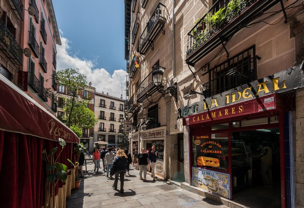 Apartamentos Madrid Xxxiii - Alojamiento De Temporada Exteriér fotografie